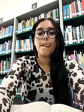 Annya-sweet online show from 18, 3, 2026