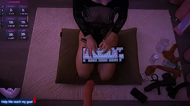 Redhead Shark new online show from 26, 4, 2026