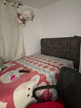 salome polaniiee online show from 11, 4, 2026