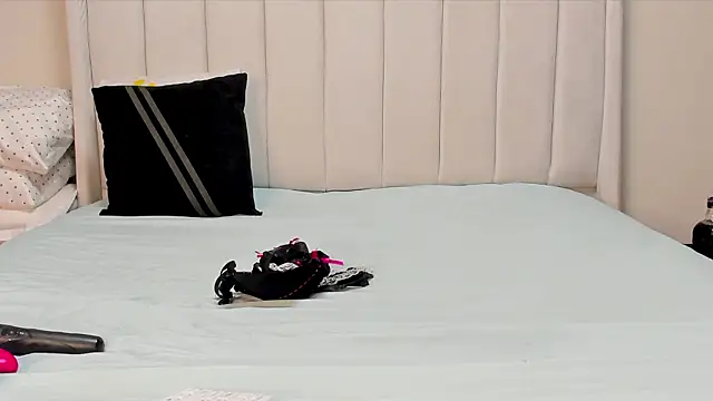  heavenlysent online show from 5, 3, 2026