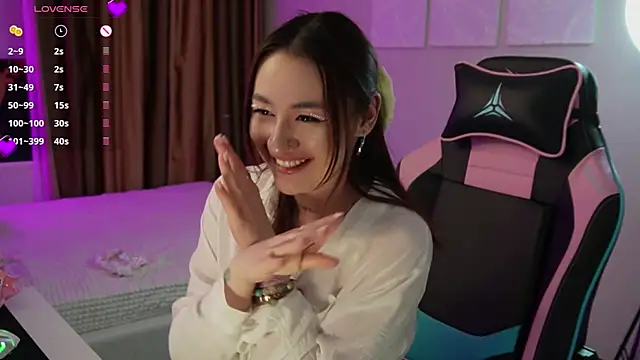 Fiona-Love online show from 18, 4, 2026