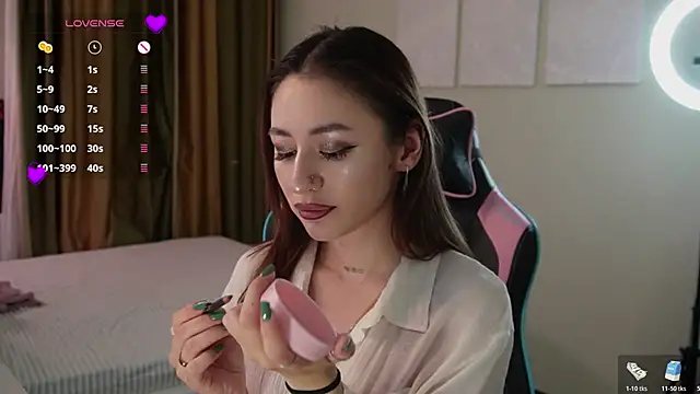 Fiona-Love online show from 10, 6, 2026