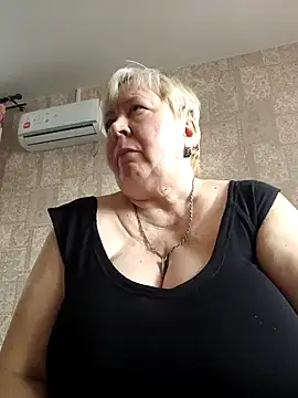 EffectFiona online show from 8, 2, 2025