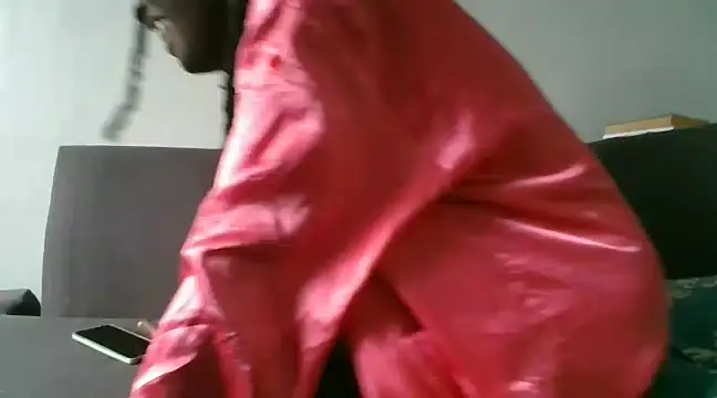 Prettybecs online show from 27, 1, 2025