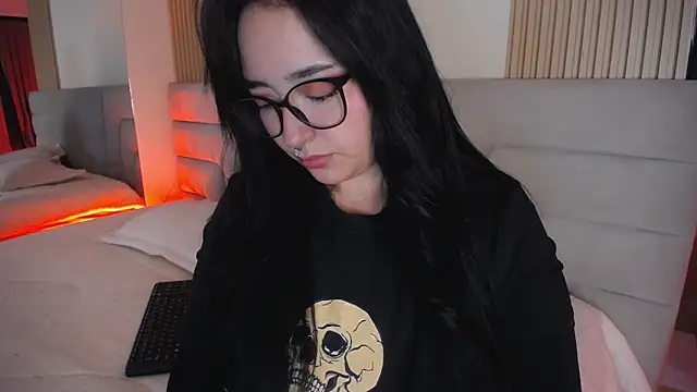 Miss Loise online show from 28, 4, 2026