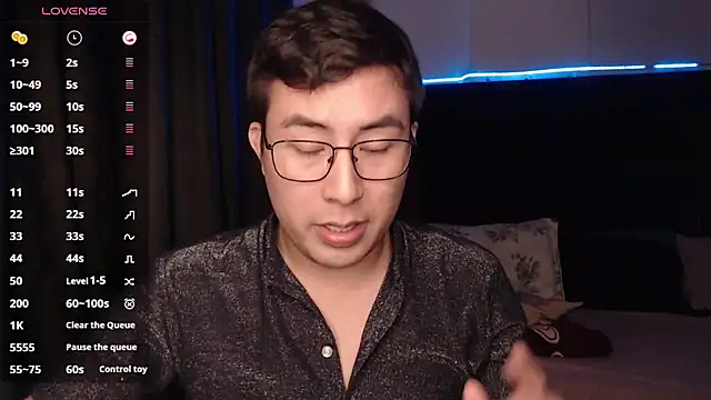 andrewmhilton  online show from 18, 11, 2025