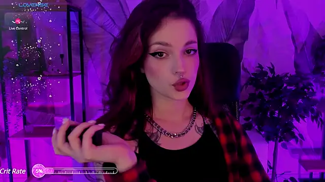 BratzieDarsie online show from 28, 12, 2024