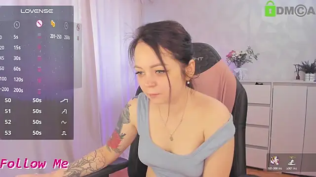 AnnyHoney  online show from 24, 4, 2026