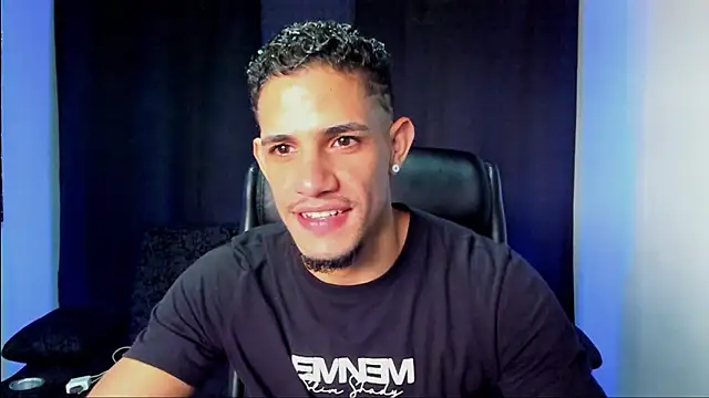 jhonnysnow17 online show from 13, 1, 2026