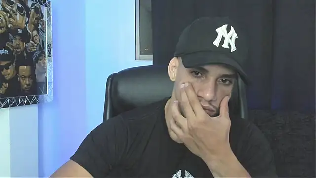 jhonnysnow17 online show from 29, 4, 2026