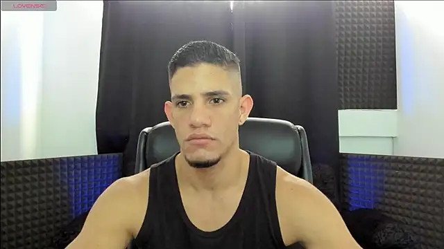 jhonnysnow17 online show from 13, 6, 2026