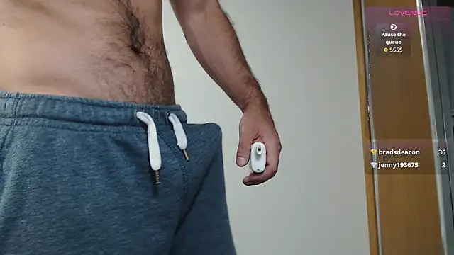 Snapshot of cutehairymacho chatting on 15, 10, 2025 cutehairymacho online show from 15, 10, 2025