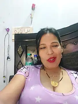 Poojabhabi101 online show from 19, 2, 2025
