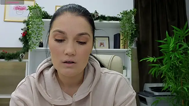 SelineSole online show from 5, 1, 2025