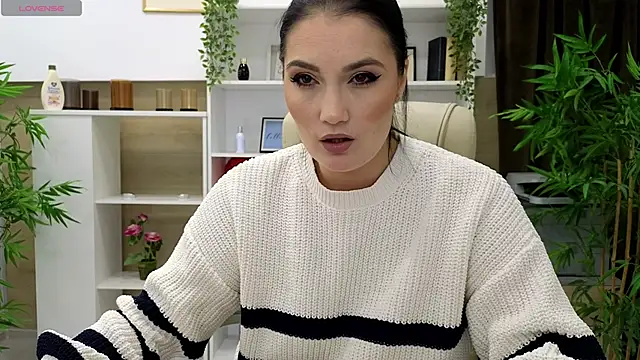 SelineSole online show from 10, 1, 2025