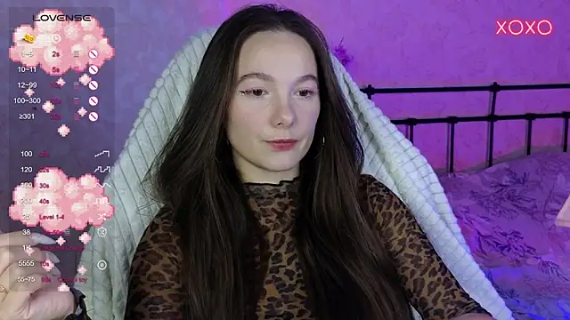 lil luna x online show from 26, 10, 2025