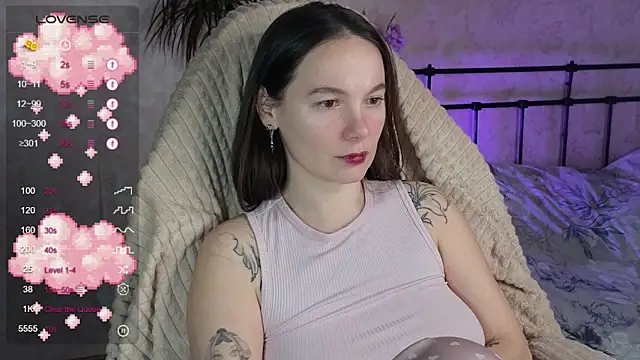 lil luna x online show from 18, 4, 2026