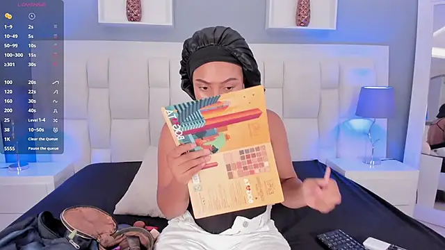 Aluna sweet online show from 10, 2, 2025