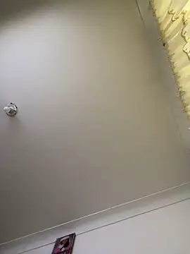 Aluna sweet online show from 18, 10, 2025