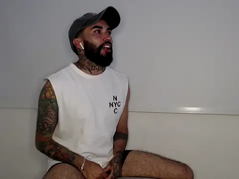 transgenderboy online show from 30, 5, 2026