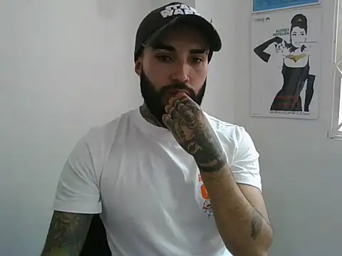 transgenderboy online show from 29, 7, 2026