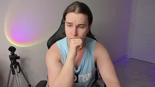 Snapshot of Vincent_Strong chatting on 16, 2, 2025 Vincent Strong online show from 16, 2, 2025