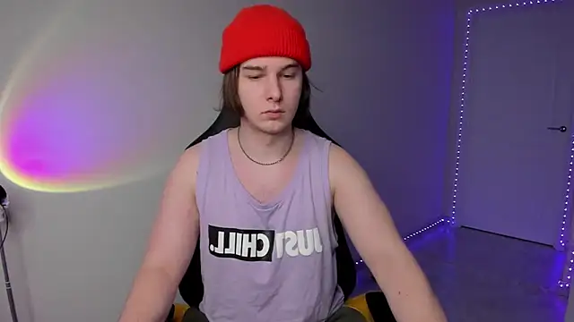 Snapshot of Vincent_Strong chatting on 4, 3, 2025 Vincent Strong online show from 4, 3, 2025