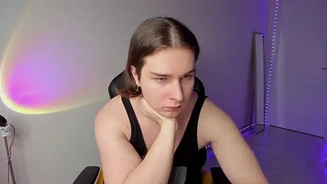 Snapshot of Vincent_Strong chatting on 17, 3, 2025 Vincent Strong online show from 17, 3, 2025