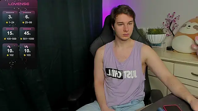 Snapshot of Vincent_Strong chatting on 21, 9, 2025 Vincent Strong online show from 21, 9, 2025