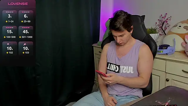 Snapshot of Vincent_Strong chatting on 27, 9, 2025 Vincent Strong online show from 27, 9, 2025