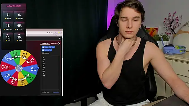 Snapshot of Vincent_Strong chatting on 31, 10, 2025 Vincent Strong online show from 31, 10, 2025