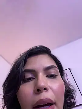 GigiiStone online show from 20, 2, 2025