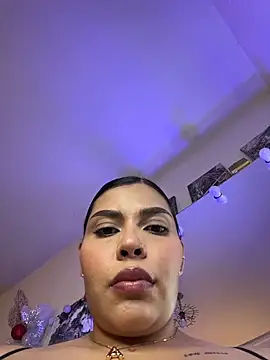 GigiiStone online show from 17, 12, 2025