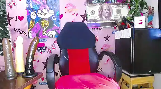 flaquita corall online show from 13, 3, 2025