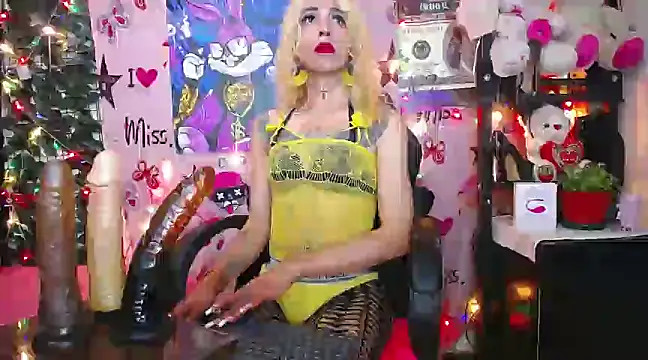 flaquita corall online show from 19, 3, 2025