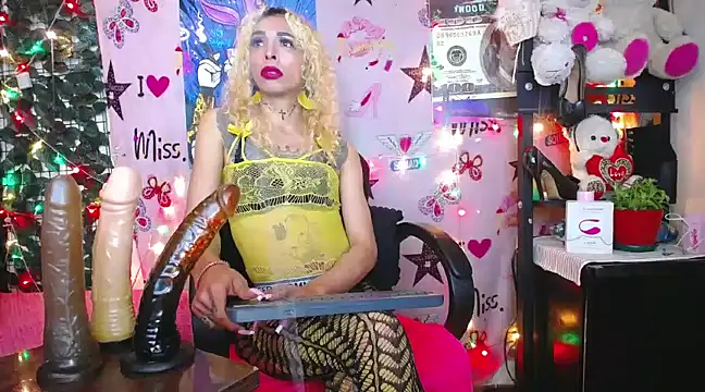 flaquita corall online show from 20, 3, 2025