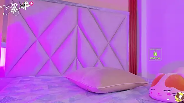 Happy tits online show from 16, 9, 2025