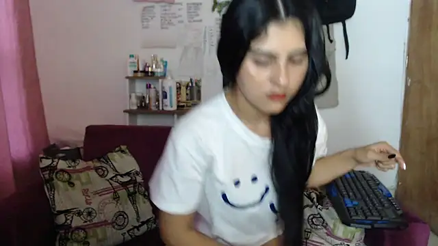 Nathacha online show from 8, 2, 2025