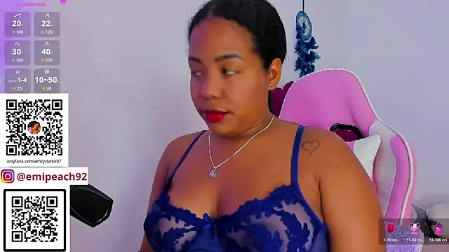 Snapshot of samanthaabloom chatting on 14, 5, 2026 samanthaabloom online show from 14, 5, 2026