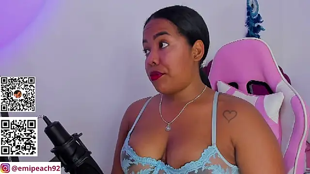 Snapshot of samanthaabloom chatting on 11, 6, 2026 samanthaabloom online show from 11, 6, 2026