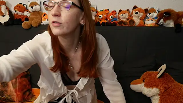 Snapshot of FinaFoxy chatting on 14, 7, 2026 FinaFoxy online show from 14, 7, 2026