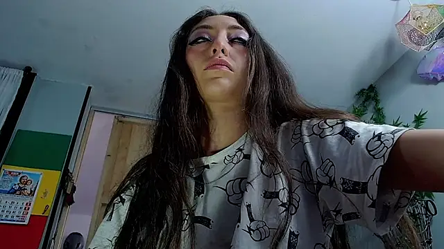 VickyJackson  online show from 18, 3, 2025