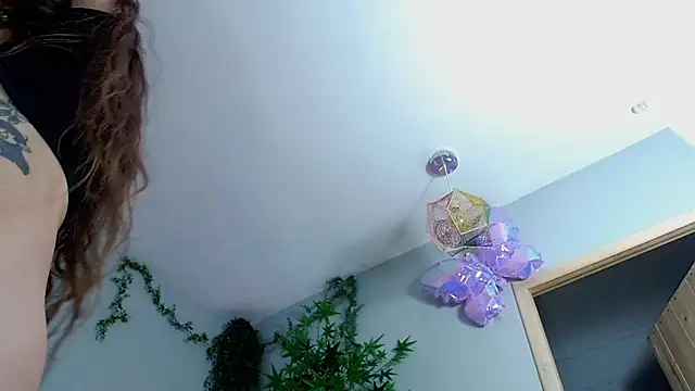 VickyJackson  online show from 19, 3, 2025