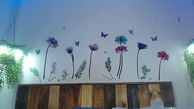 Snapshot of DaMikaela_ chatting on 3, 2, 2025 DaMikaela online show from 3, 2, 2025