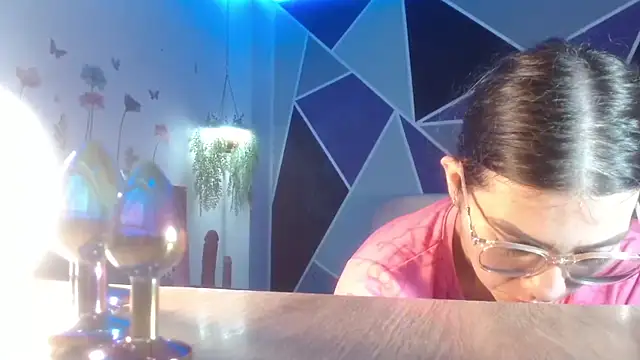 Snapshot of DaMikaela_ chatting on 22, 9, 2025 DaMikaela online show from 22, 9, 2025