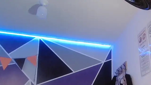 Snapshot of DaMikaela_ chatting on 23, 10, 2025 DaMikaela online show from 23, 10, 2025