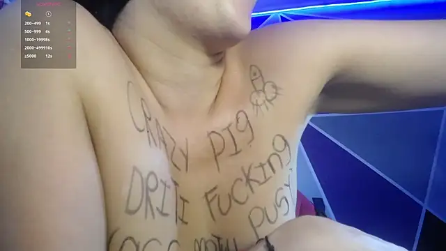 Snapshot of DaMikaela_ chatting on 15, 11, 2025 DaMikaela online show from 15, 11, 2025