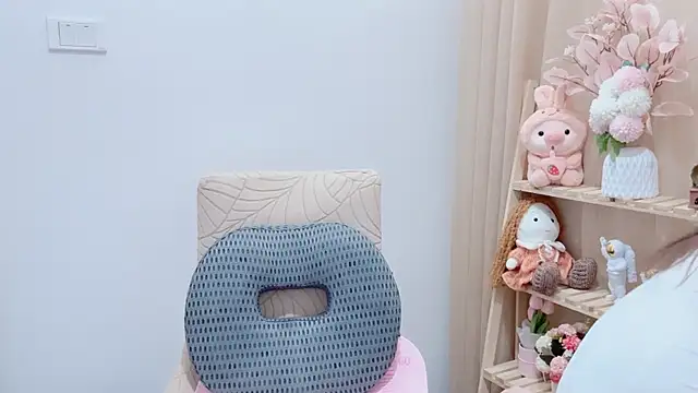 Rellababyy online show from 8, 3, 2025