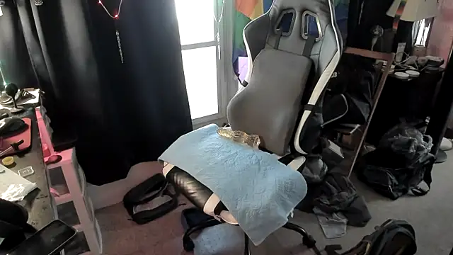 Daddysthick online show from 19, 10, 2025