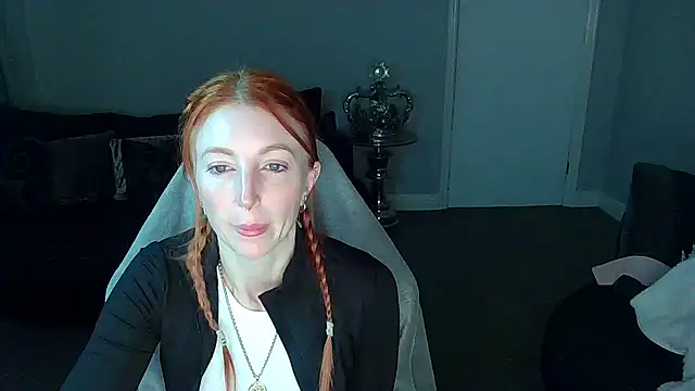 Red firesquirt online show from 5, 2, 2025